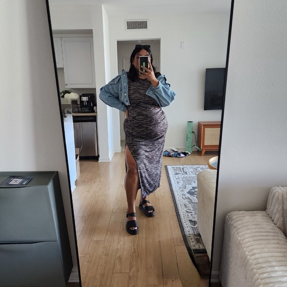 Chic Black and Gray Maxi Dress - Picture 3 of 3